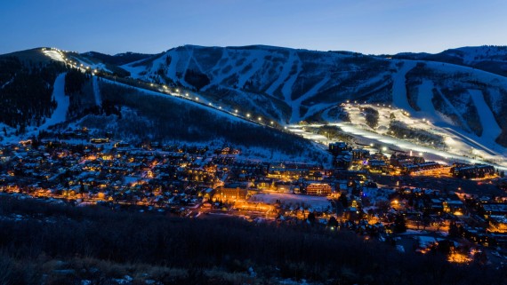 ParkCity.Utah.USA.Ski.Snowboard.Resort.Night.Destination.Evolve