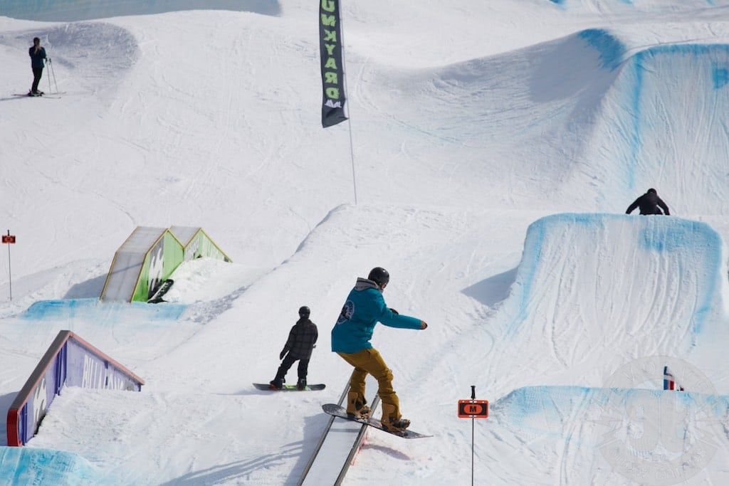 freestyle snowboarding lessons